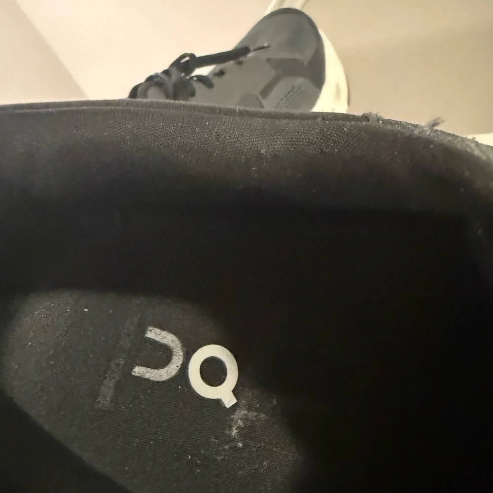On Men's Cloudrunner 2 running shoes in the Eclipse/Black Size US M13